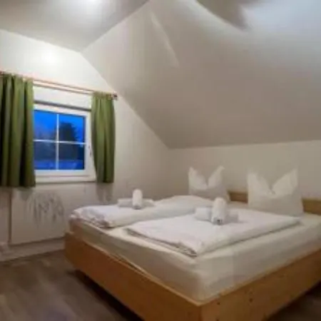 Sauna Ahorn * Bad Kleinkirchheim